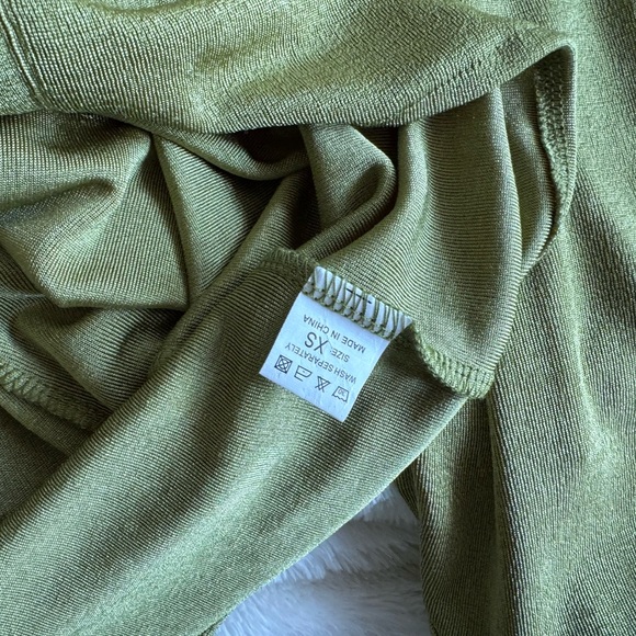 YG Collection | Button Up Dress - Picture 4 of 5